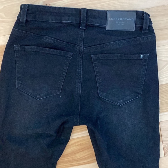 Lucky Brand black skinny jeans (Bella) in perfect condition Size 2/26 regular - Picture 5 of 6